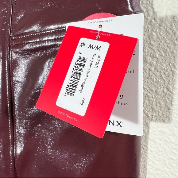 SPANX NWT Faux Patent Leather Hidden Contour Waistband Leggings Sizes S & M - Picture 8 of 15